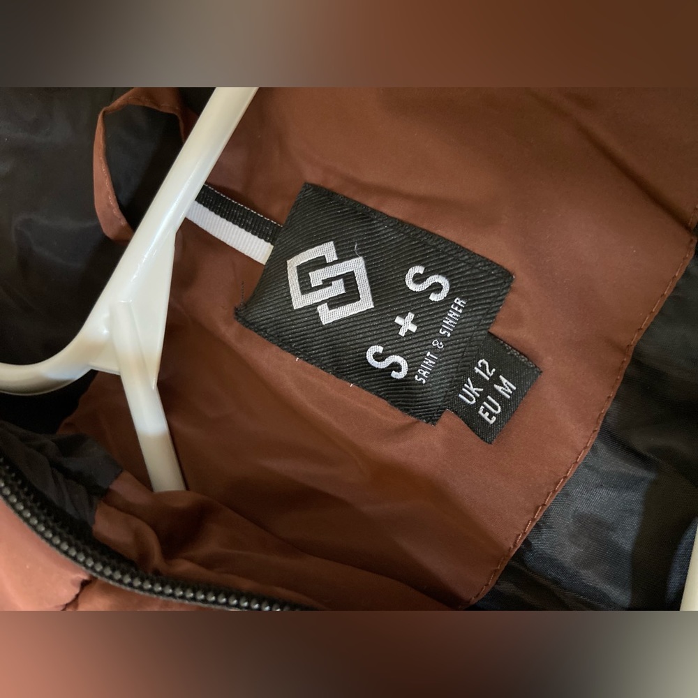 Puffer Jacket (Medium) - Picture 4 of 5